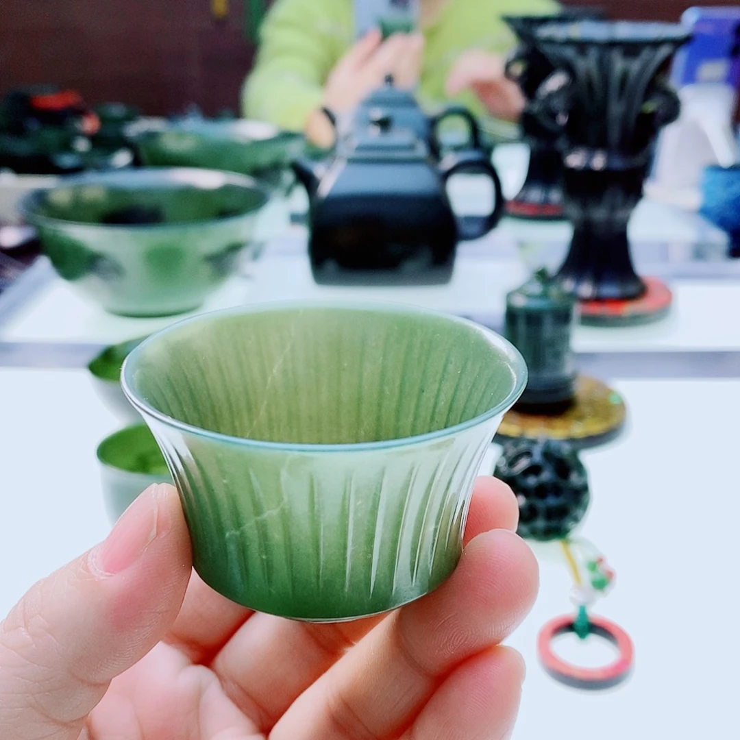 未镶嵌和田玉摆件