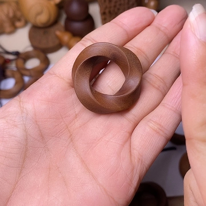 檀香木手串/手链老山檀香莫比乌斯吊坠