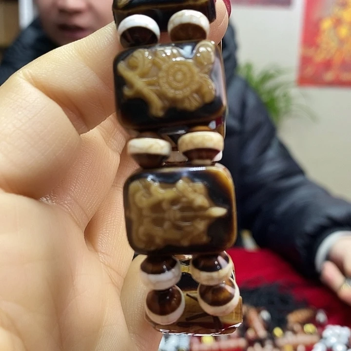 玛瑙/玉髓（覆膜）未镶嵌手链