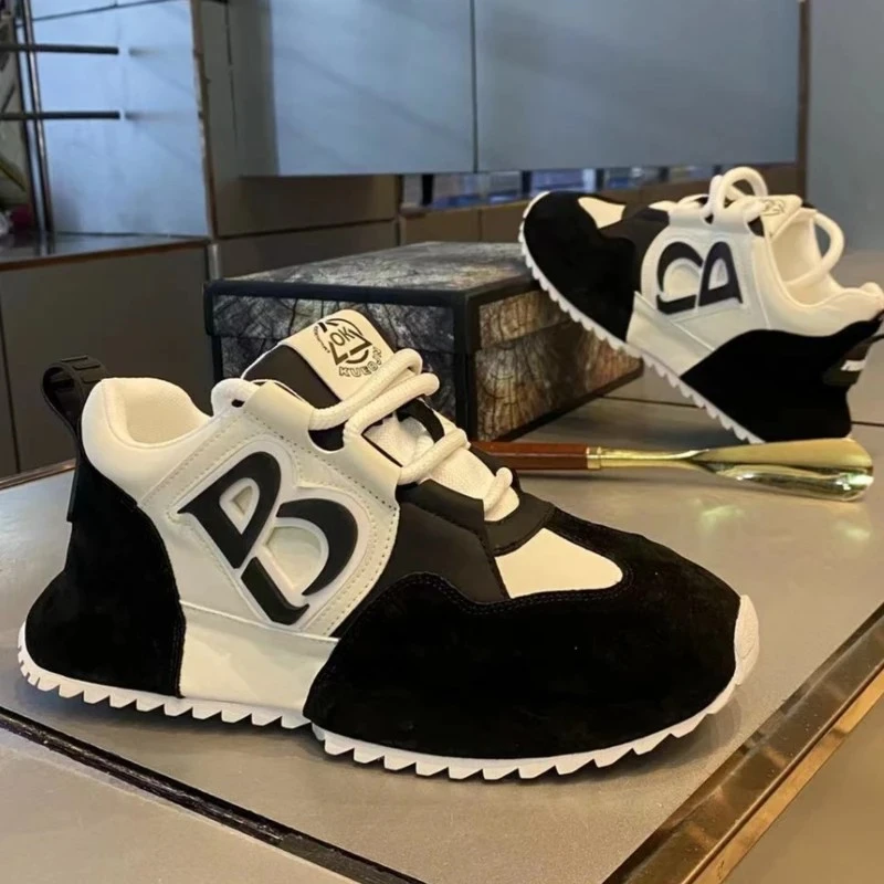 2025春秋新款高端上档次舒适透气轻便休闲风男士时尚增高透气板鞋