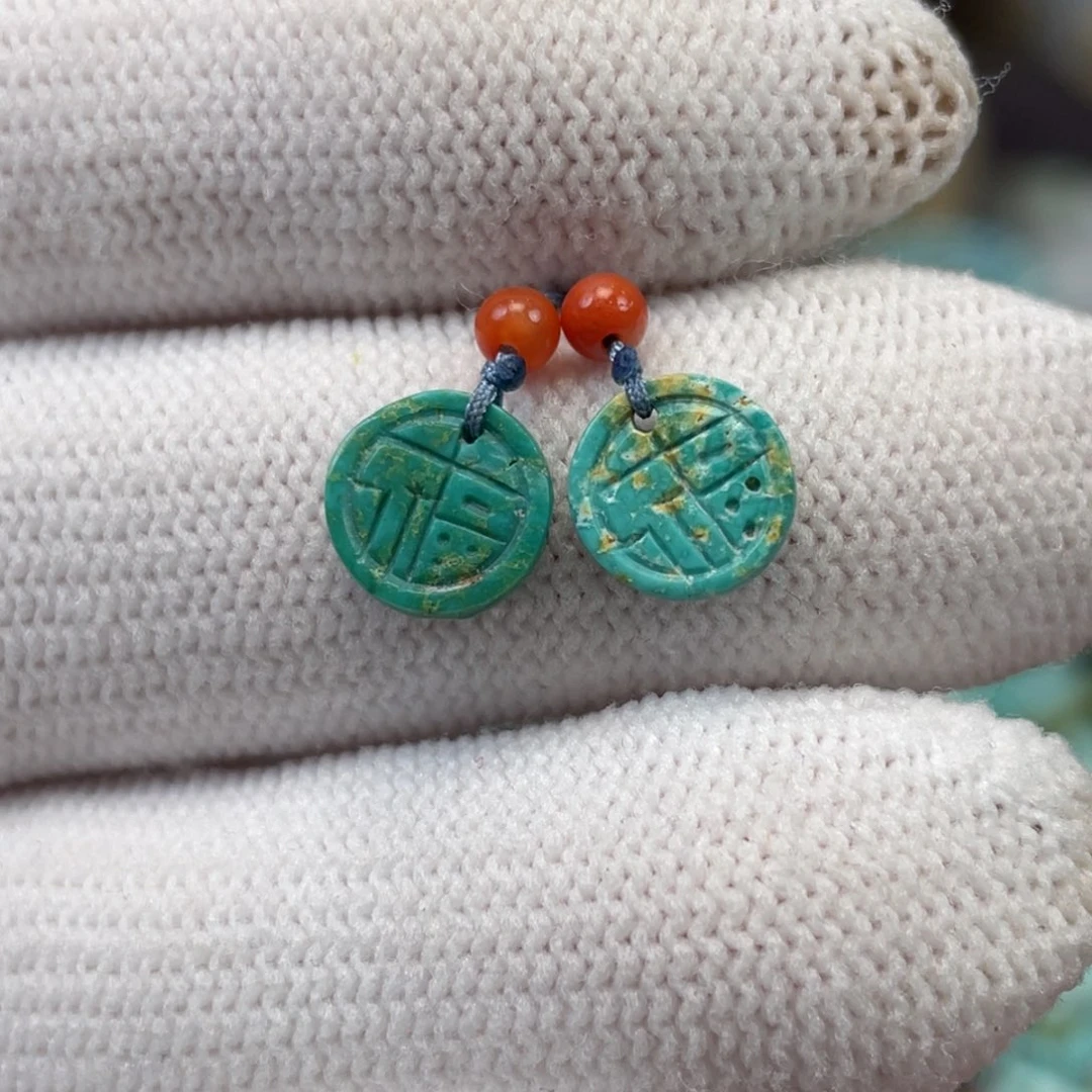 绿松石未镶嵌挂件