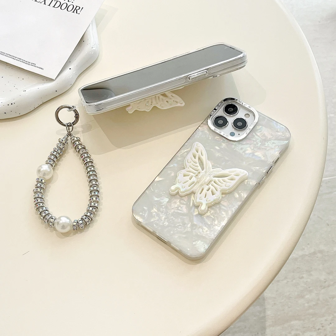 适用苹果16手机壳新款电镀炫彩褶皱纹蝴蝶支架串珠手链保护套