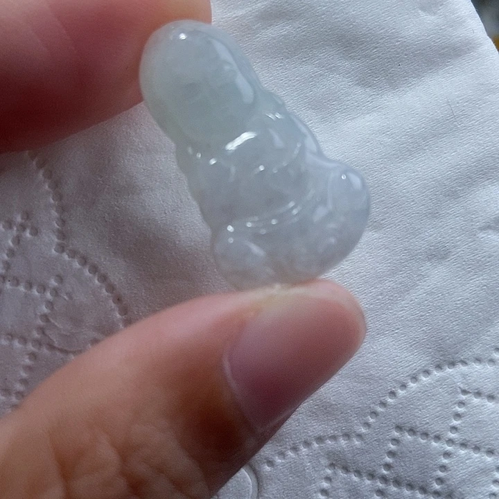 颈饰未镶嵌翡翠天然翡翠玉石雕刻