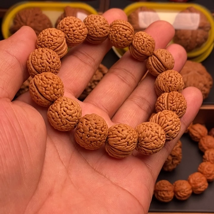 文玩核桃把件野生金刚纹