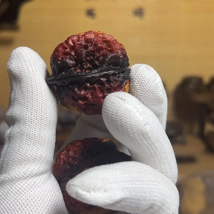 吊坠文玩核桃七彩元宝