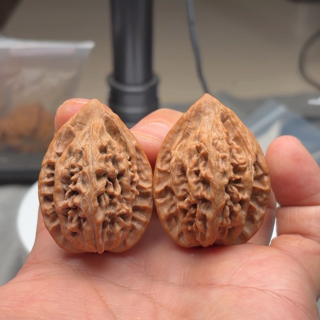 古***游吊坠文玩核桃蜡皮鸡心古今