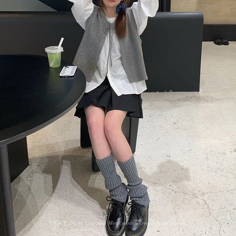 秋冬百搭宽松针织马甲上衣叠穿薄款设计感休闲韩版学生炸街秋装外