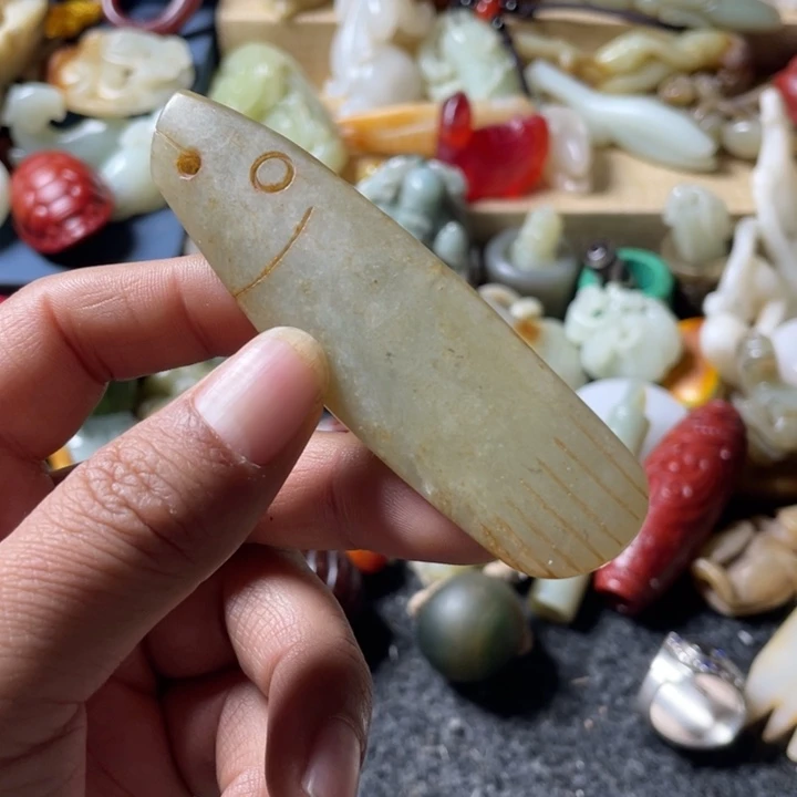 和田玉未镶嵌吊坠(不含链)