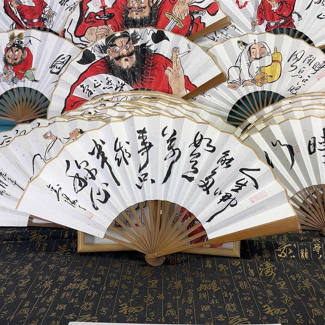 国画愛****D手绘折扇一把