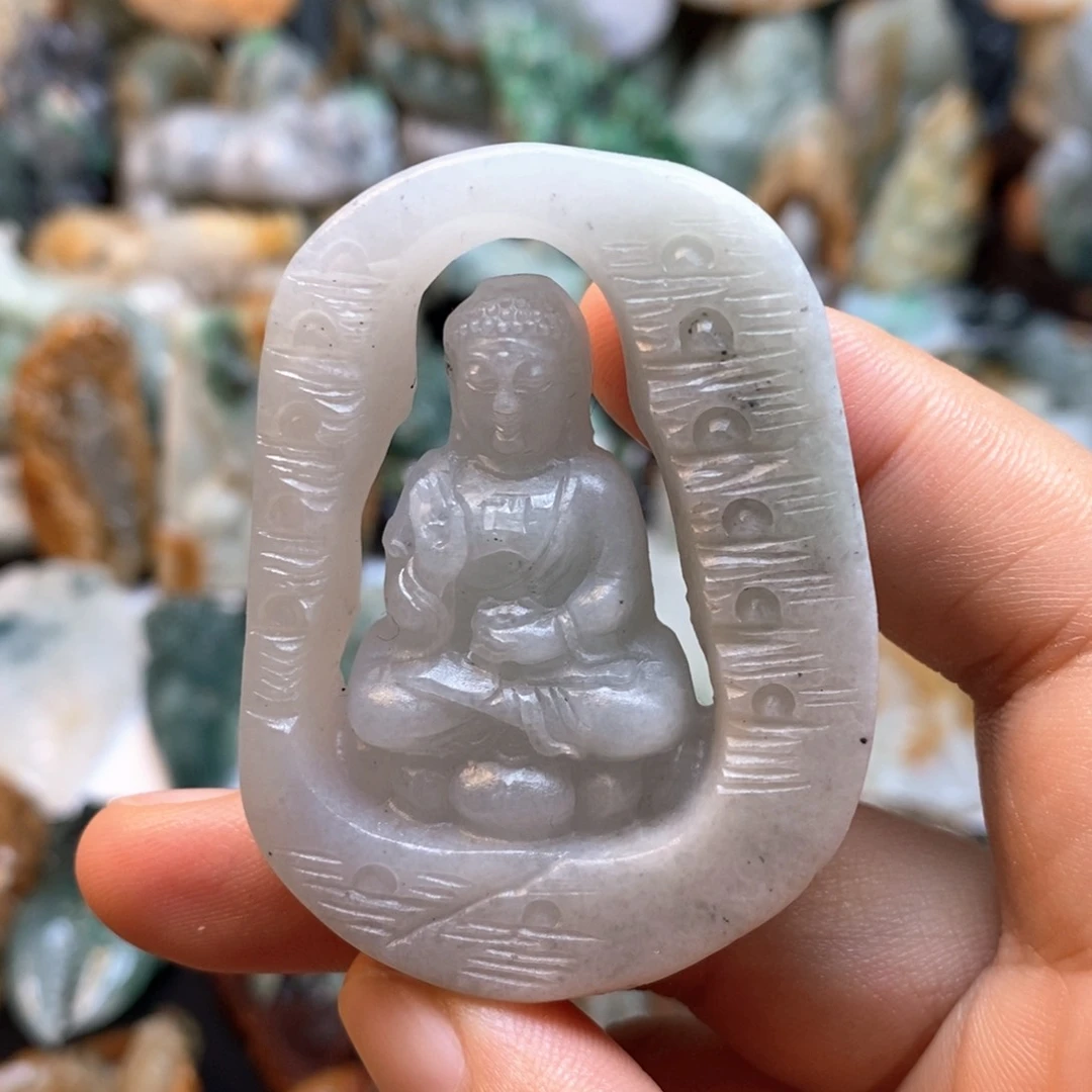 定制翡翠未镶嵌特色1