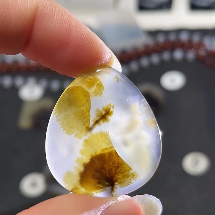 玛瑙/玉髓未镶嵌吊坠(不含链)