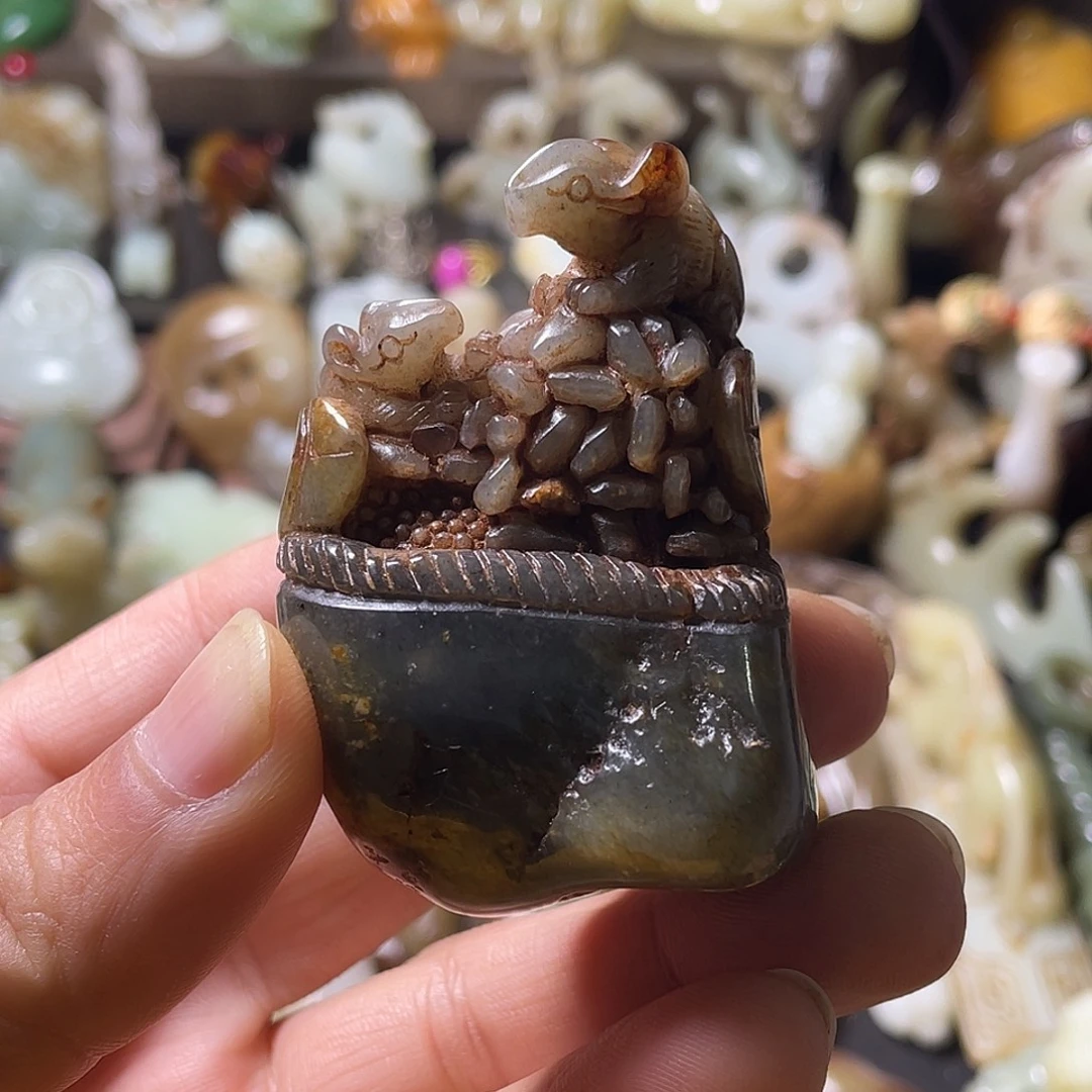 只***你和田玉（糖玉）未镶嵌颈饰