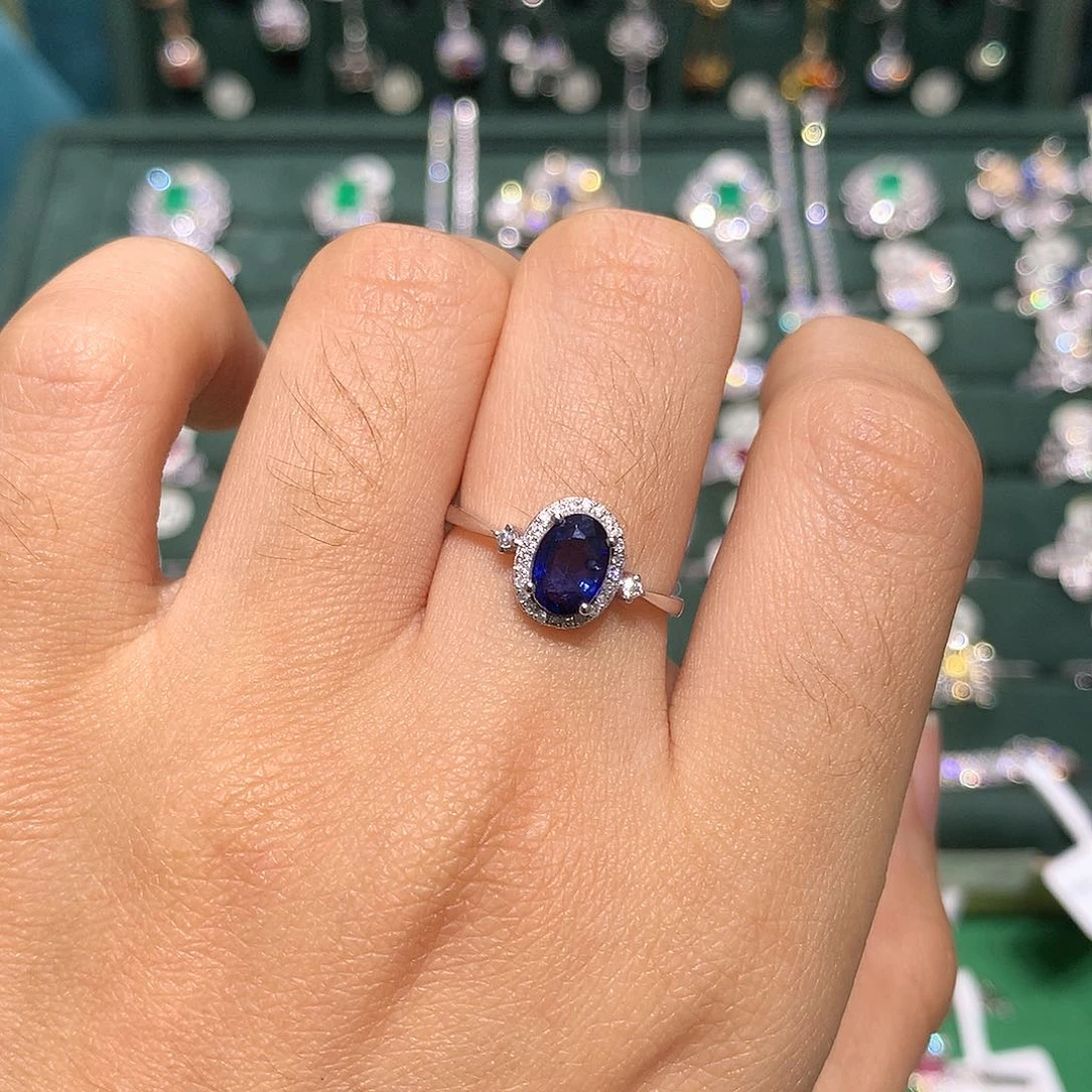 蓝宝石戒指铂Pt850镶嵌