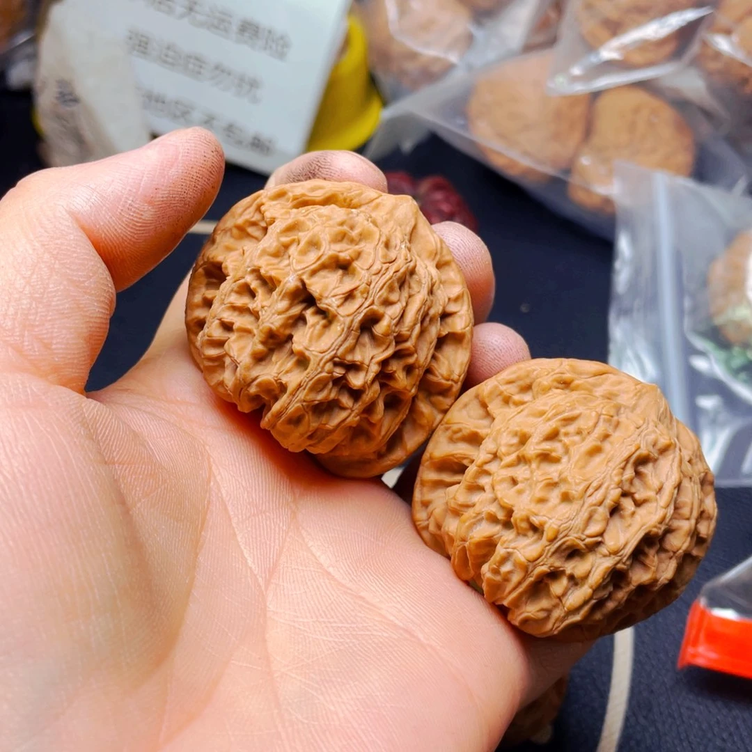 文玩核桃把件龙脉元宝