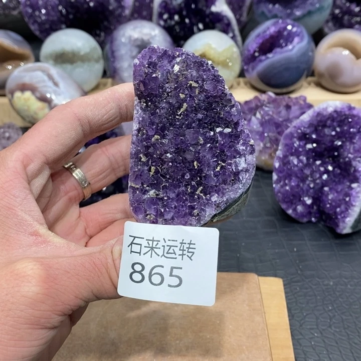 紫晶未镶嵌大型摆件（非配饰）