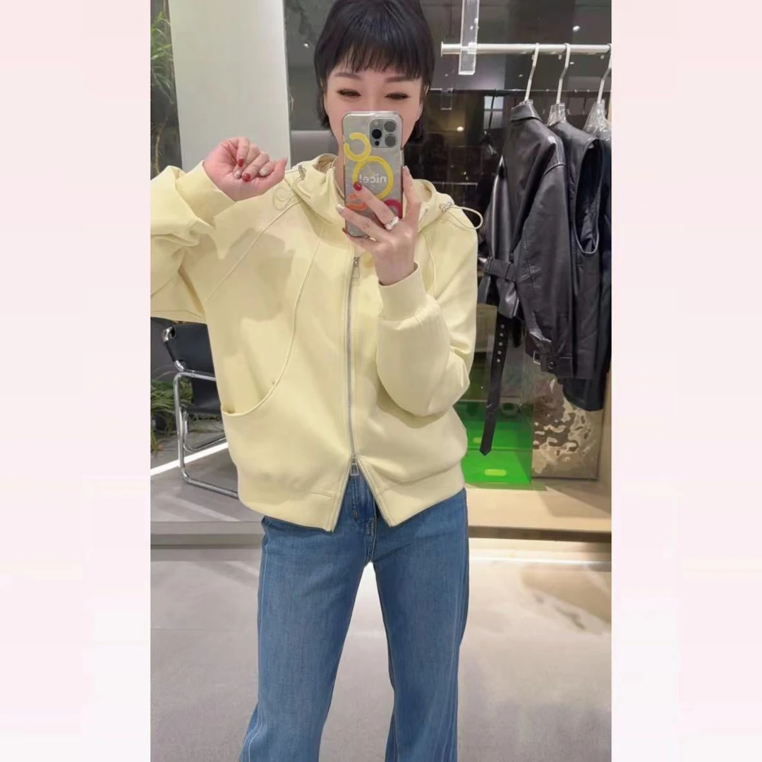 春苗女装    三色韩系卫衣     新款休闲宽松设计款