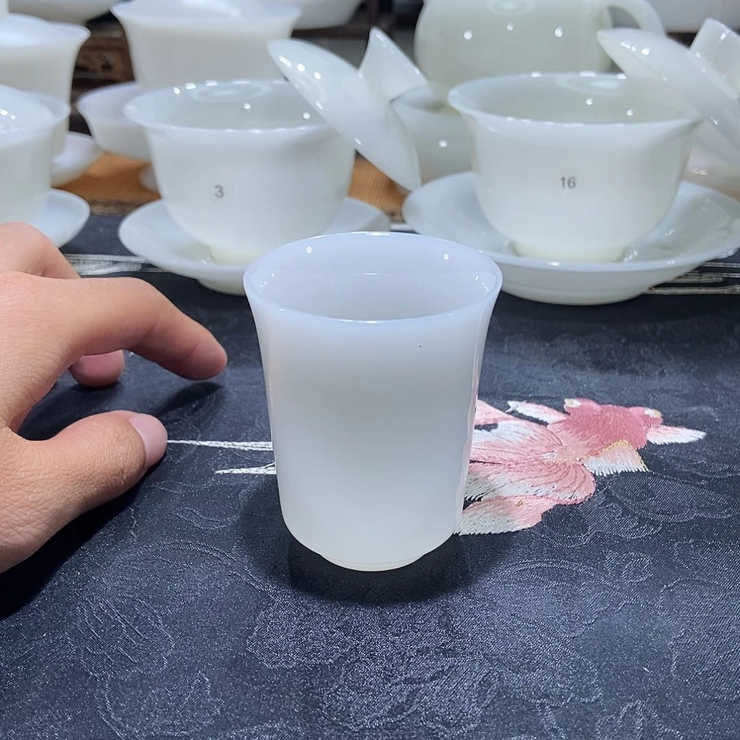 这里没有什么值得骄傲自豪骄傲和