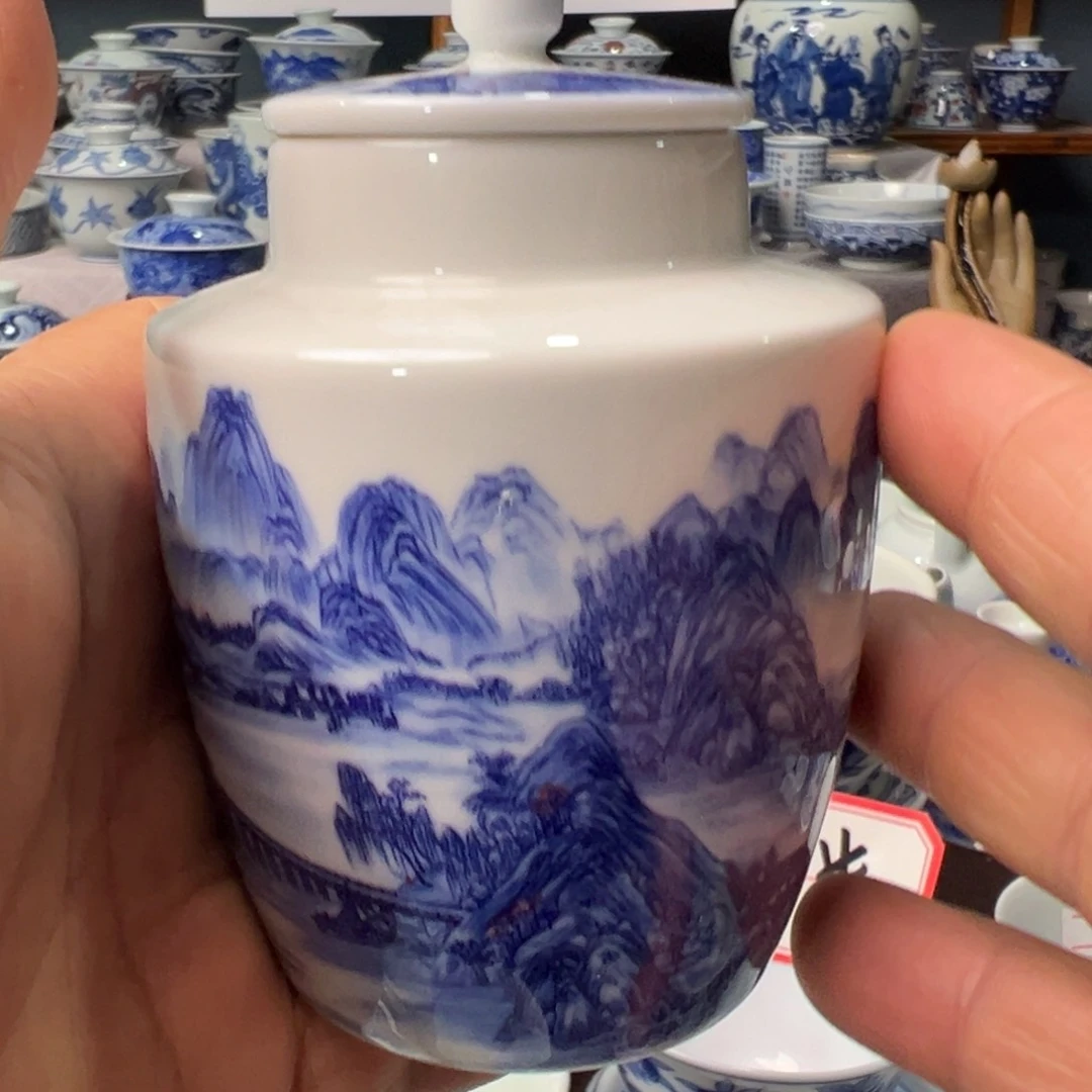 摆件景德镇青花瓷器