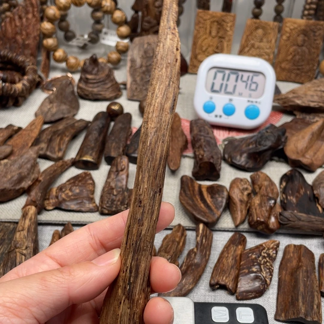 渔***行沉香碎屑沉香坤甸