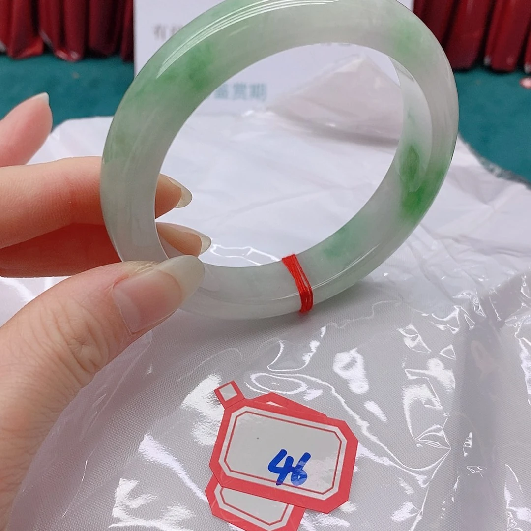 翡翠手镯未镶嵌L*4666666
