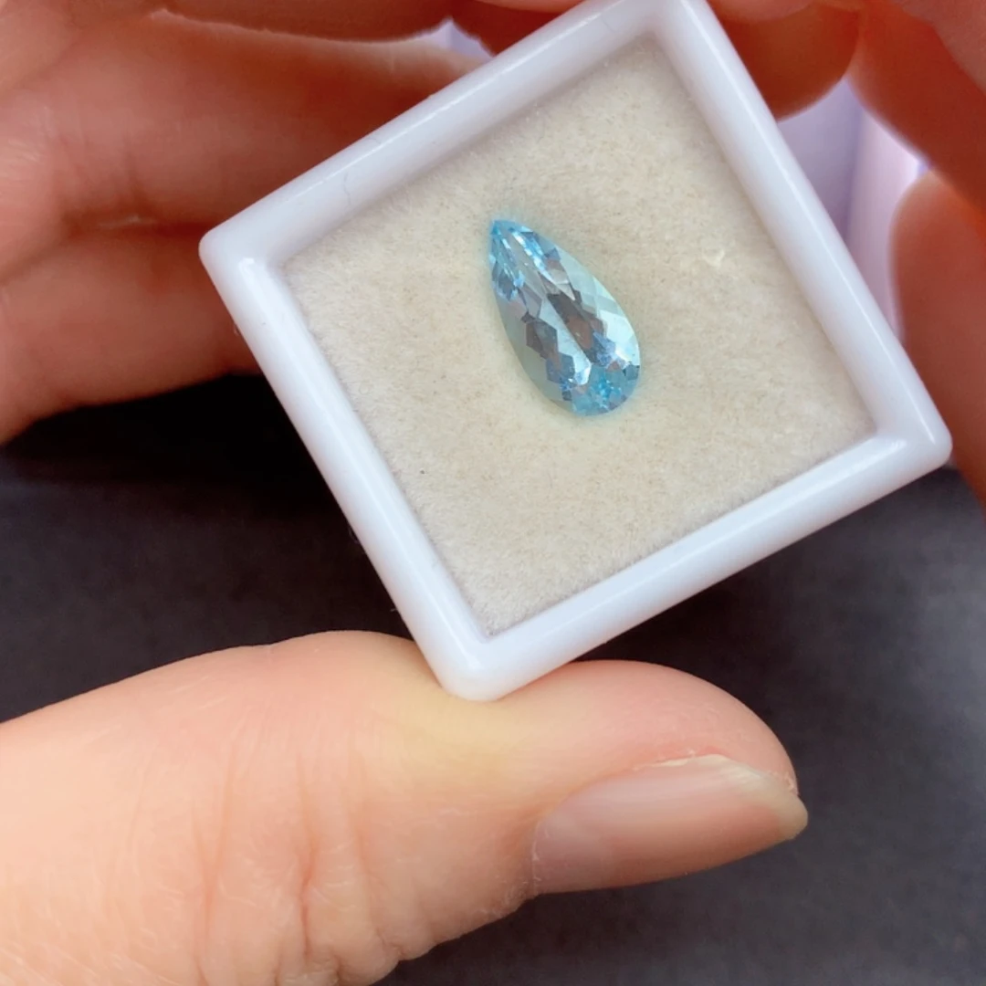 海蓝宝石笔搁未镶嵌1.39克拉裸石