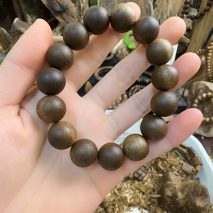 ****️沉香碎屑沉香海南沉香莺歌绿1.4大19克➕沉香碎屑多样性