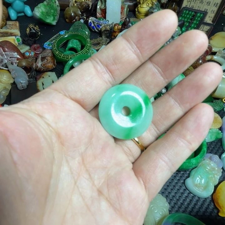 滴血莲花菩提把件