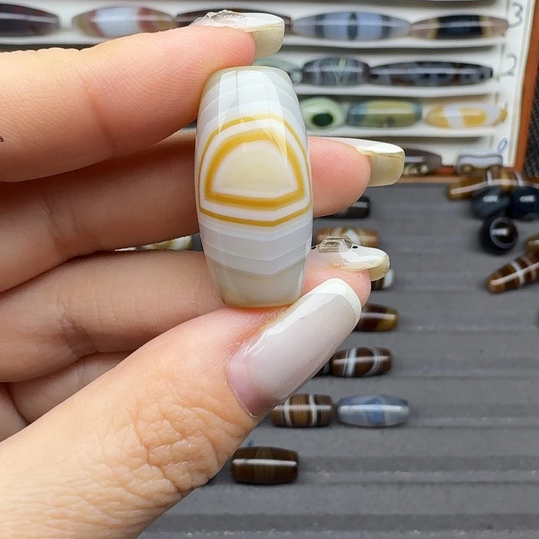 小***翅玛瑙/玉髓合金珠宝半成品