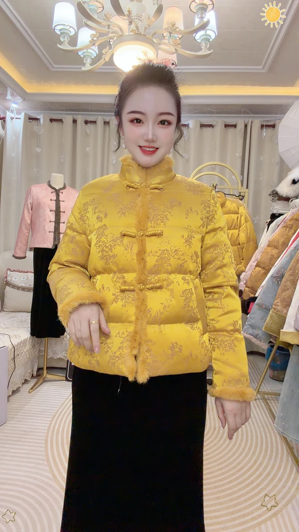 2025年秋冬新款立领加绒减龄纯色提花休闲外套