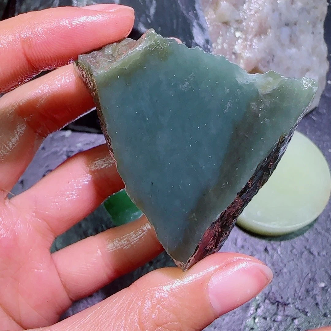 和田玉未镶嵌珠宝半成品