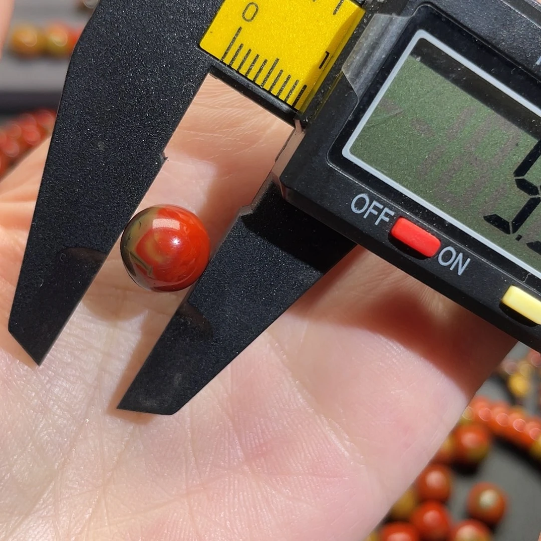 南红玛瑙未镶嵌圆珠