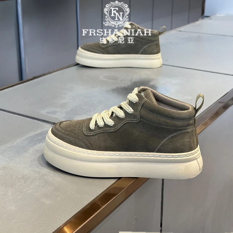 法莎尼亚高帮休闲鞋男冬季新款加绒保暖板鞋时尚百搭简约高帮男鞋