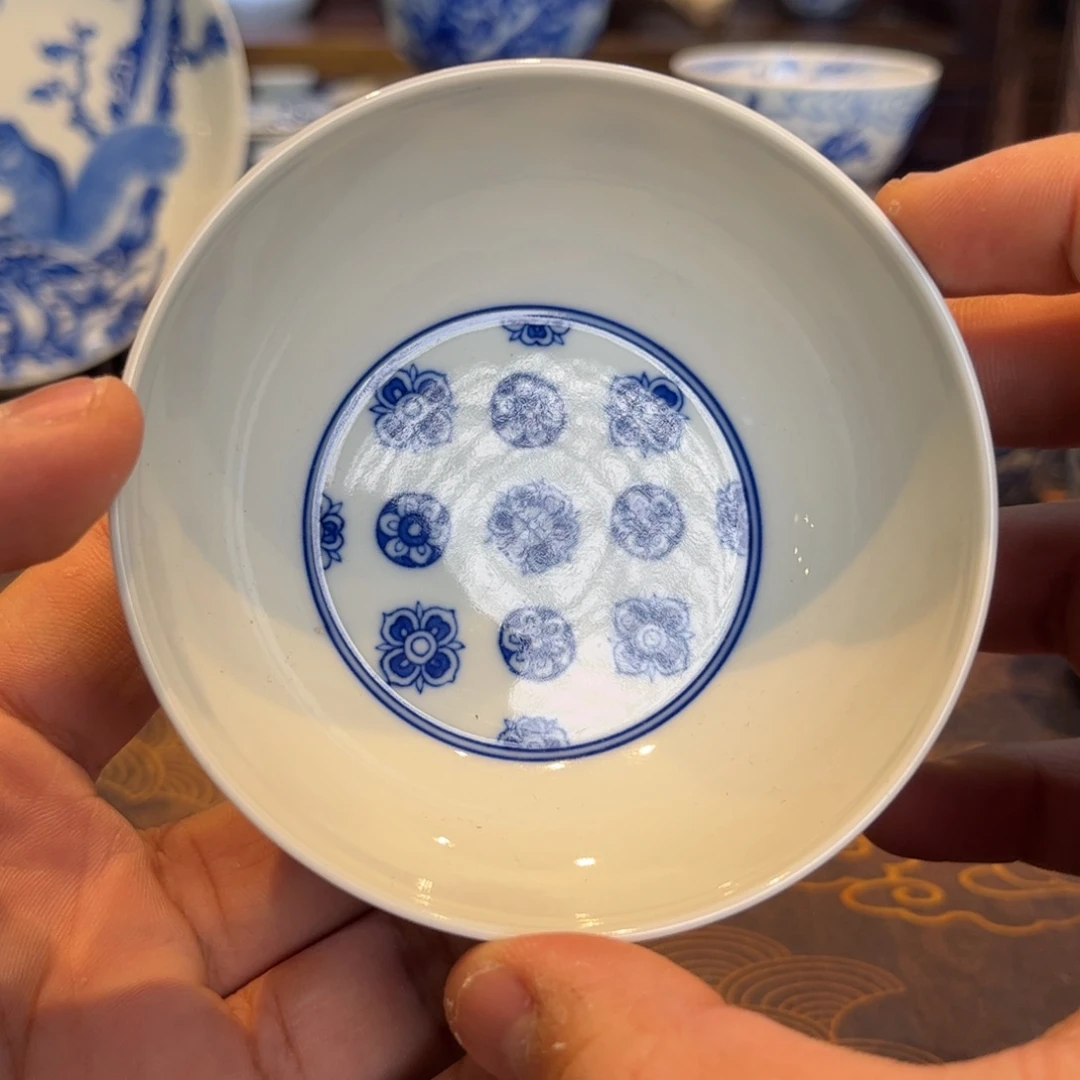 青花皮球花普洱杯