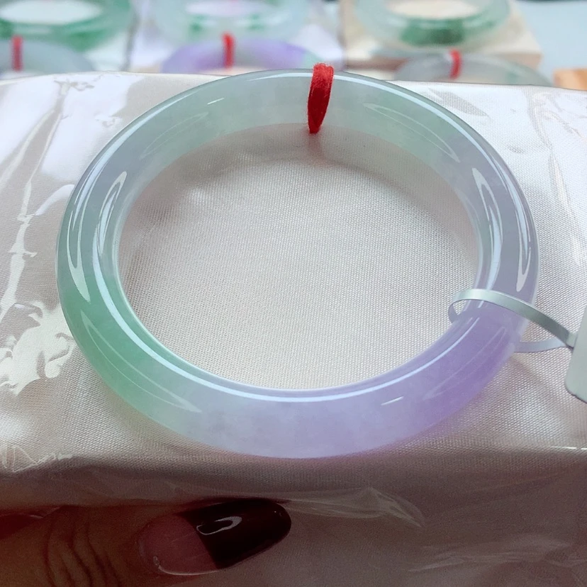 【闪购商品】翡翠手镯未镶嵌54.8 美人条冰春彩 灵