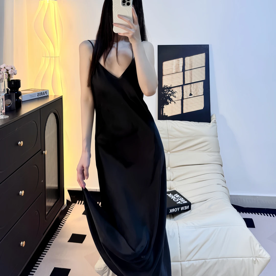 法式高级感吊带长款睡裙女夏季露背纯欲风性感睡衣睡袍黑色带胸垫
