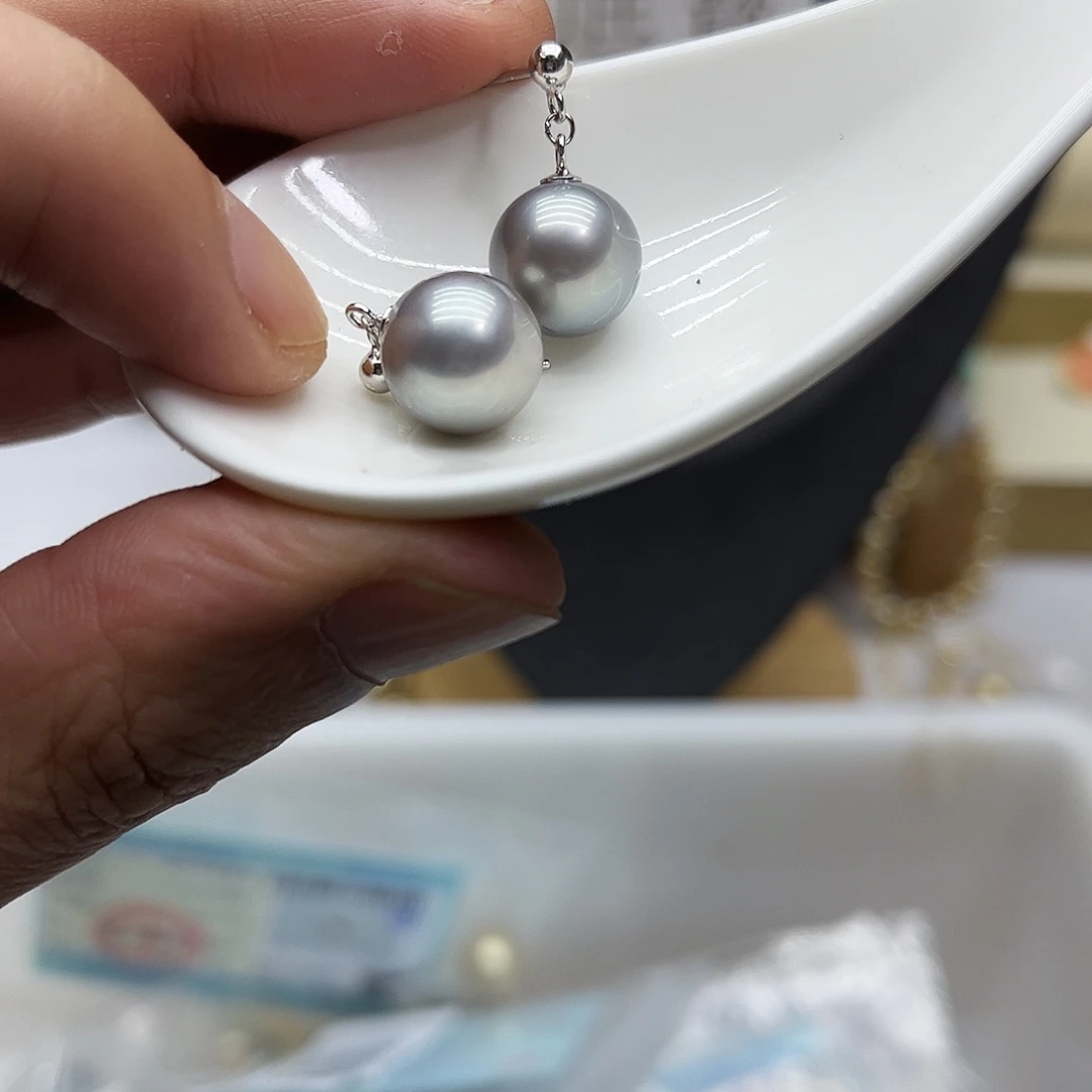 未镶嵌耳饰海水珍珠