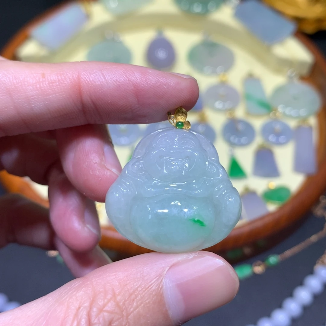 翡翠吊坠(不含链)18K金镶嵌