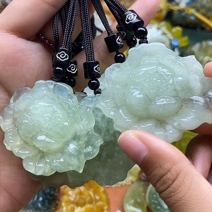 蛇纹石玉合金颈饰