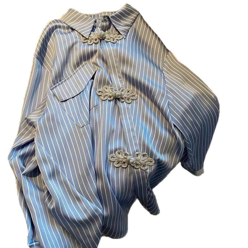 冬季条纹女上衣小众长款纯欲慵懒外出新款女士冬天洋气外套