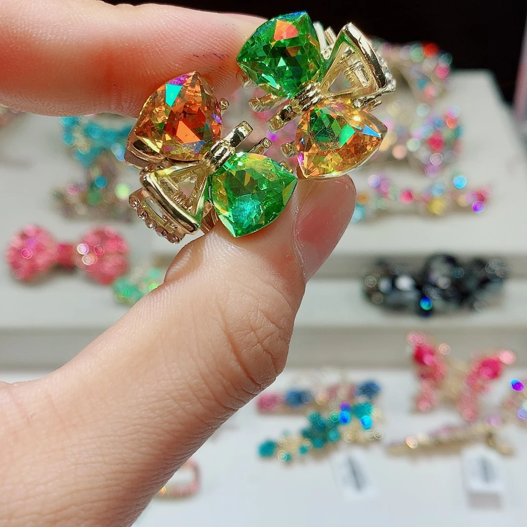 皮质铁合金发饰漂亮