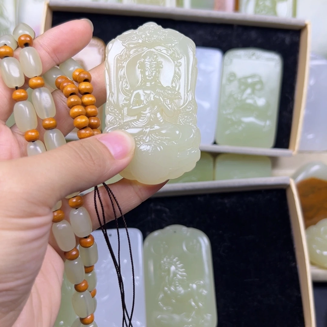 温***场新疆昆仑山料生肖马