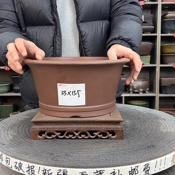 紫砂花盆紫砂的颜色很好看呀
