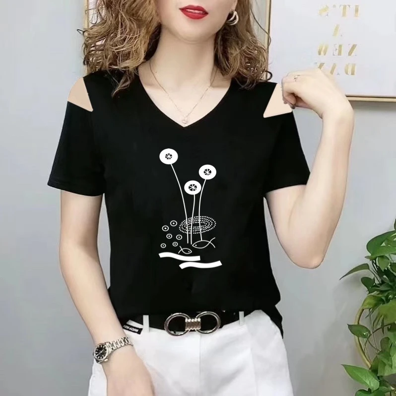 春夏新款正肩短袖t恤女V领洋气显瘦时尚上档次高贵女装体恤上衣