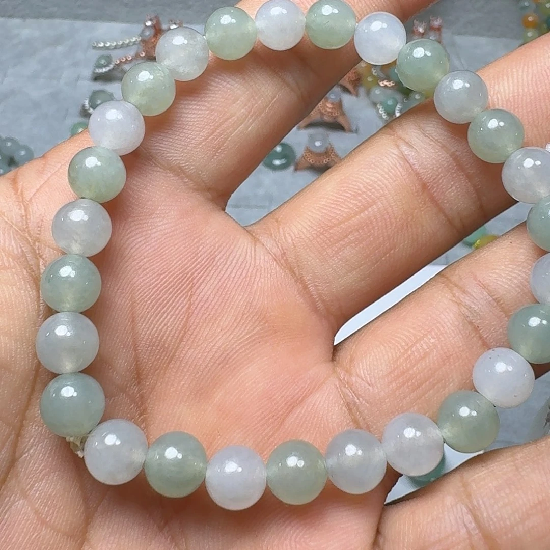 定制翡翠未镶嵌手串