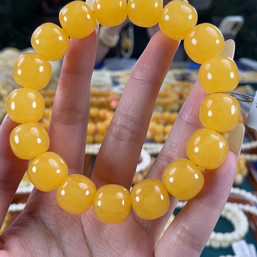 琥珀未镶嵌珠宝奇石14+ 28.67 鸡油红同料