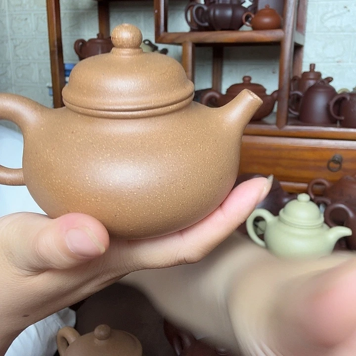 茶壶紫砂容天240cc半手工