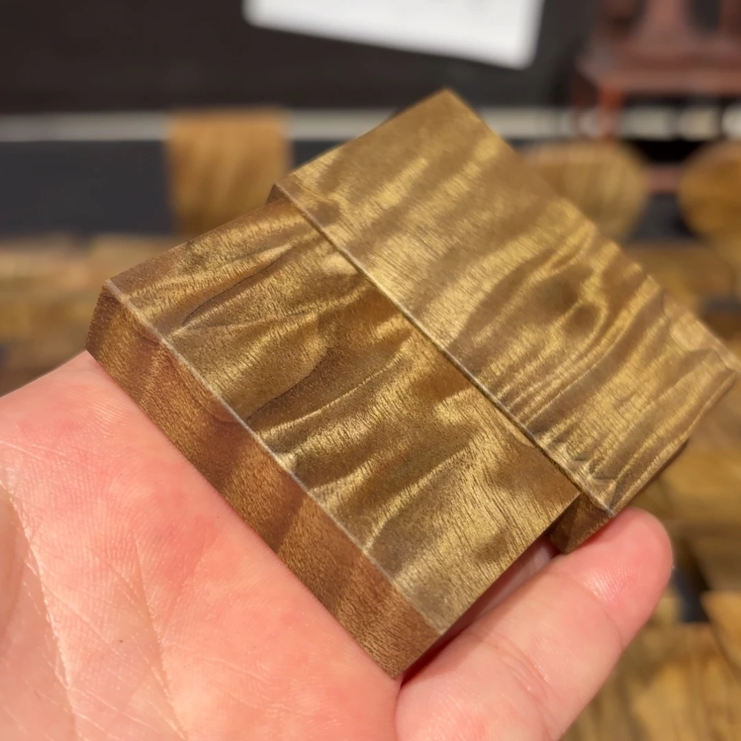 卜***金金丝楠木无事牌材料