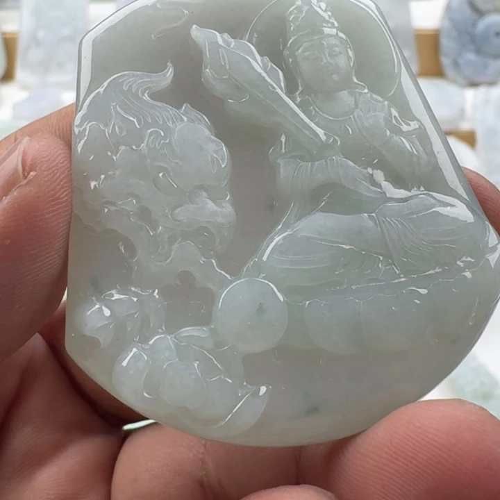 翡翠未镶嵌颈饰天然缅甸A货翡翠