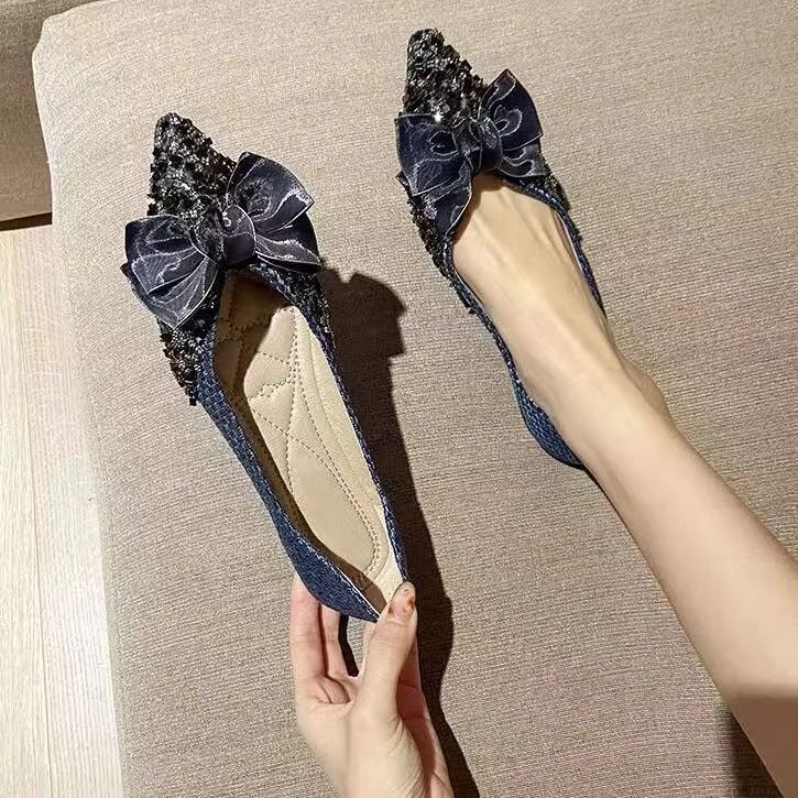 蓝6051-Q2粗跟浅口单鞋女2025年新款水钻蝴蝶结尖头时尚仙女风鞋