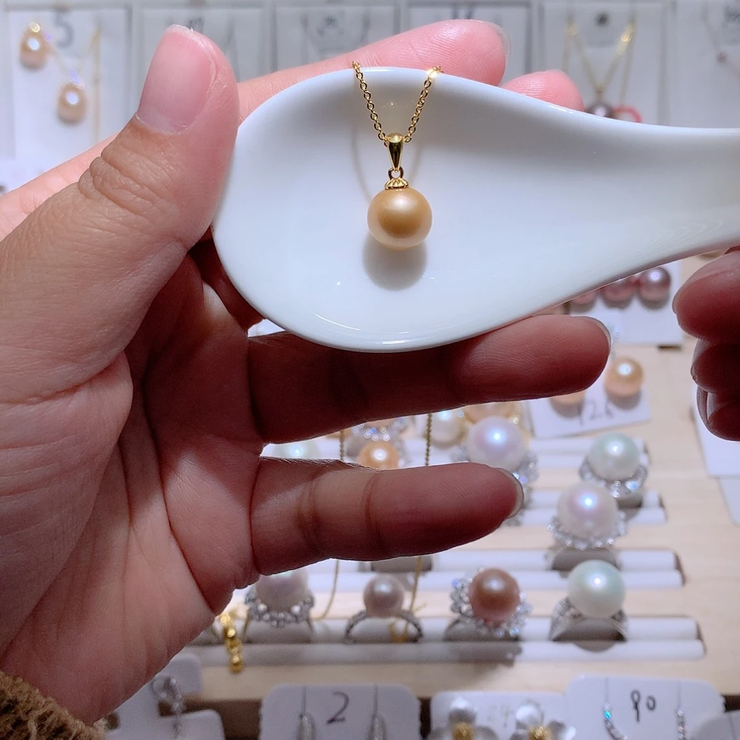 银S925镶嵌淡水珍珠吊坠(赠链)CC10+